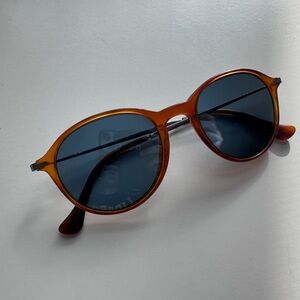 Persol 🕶️ New in Case Mens Amber Sunglasses with Blue Lenses